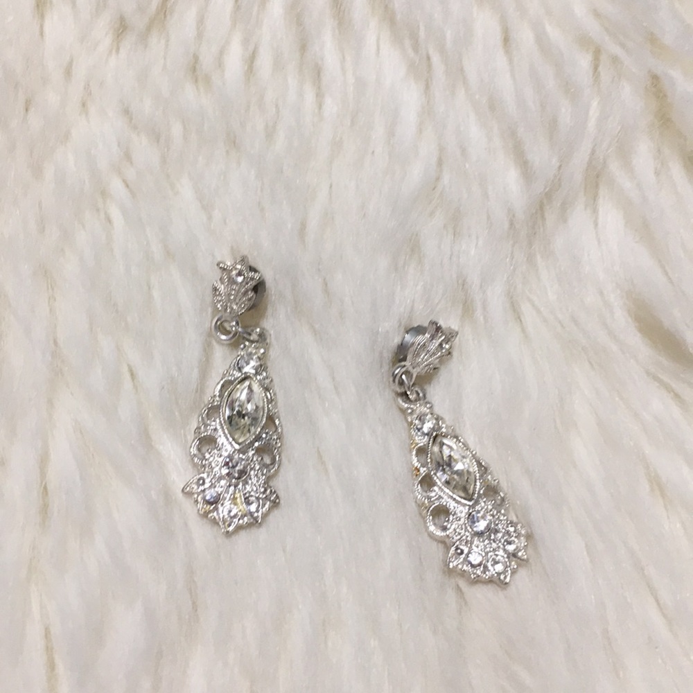 Beautiful vintage earrings